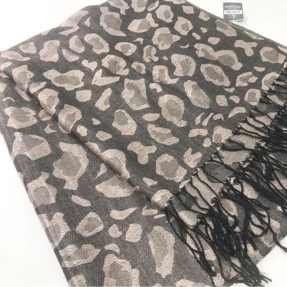 West Loop Black Taupe Metallic Leopard Print Jacquard Fringe Scarf NEW - Picture 6 of 12